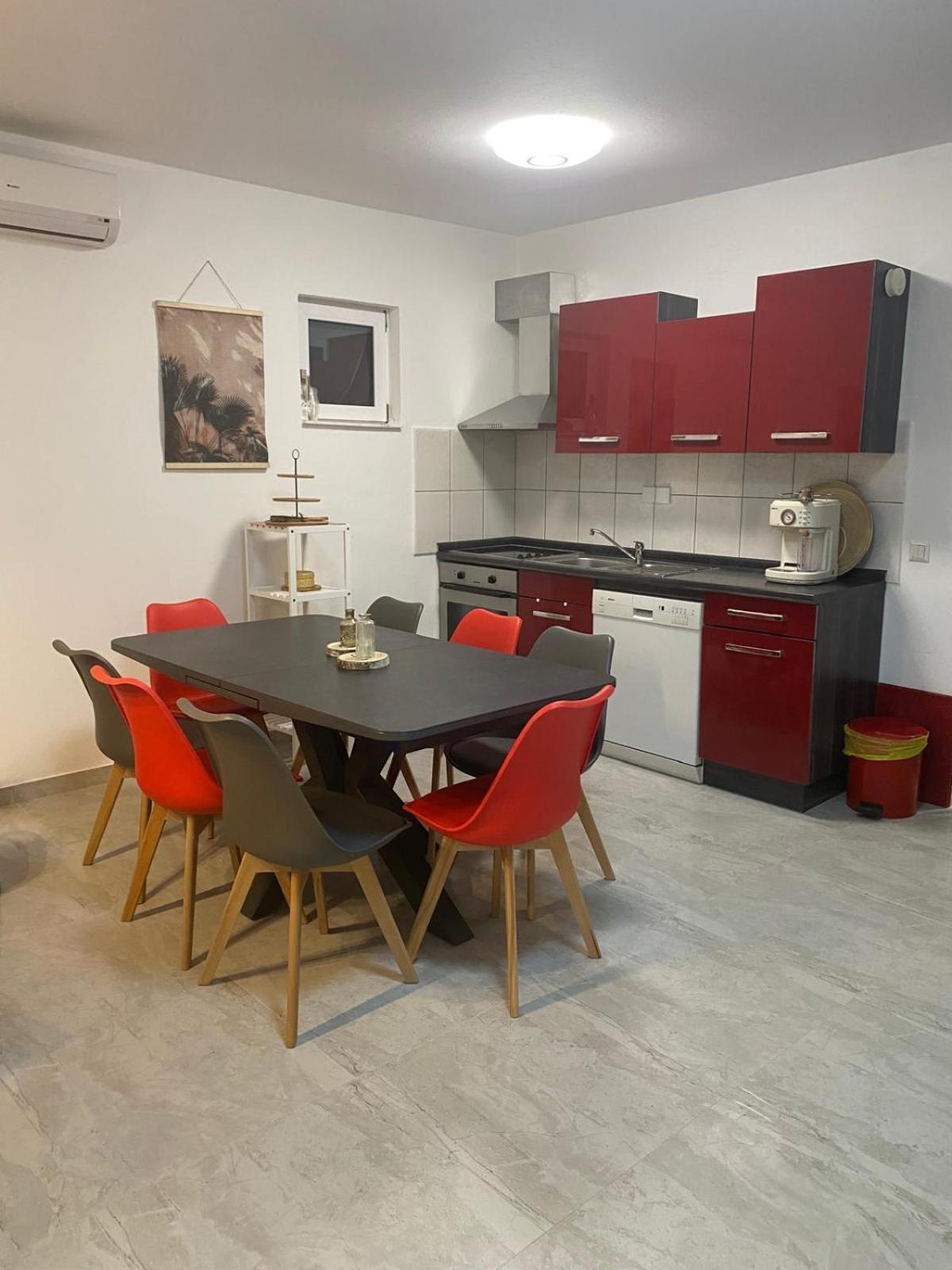 Apartments Natali スヴェティ・ペタル エクステリア 写真